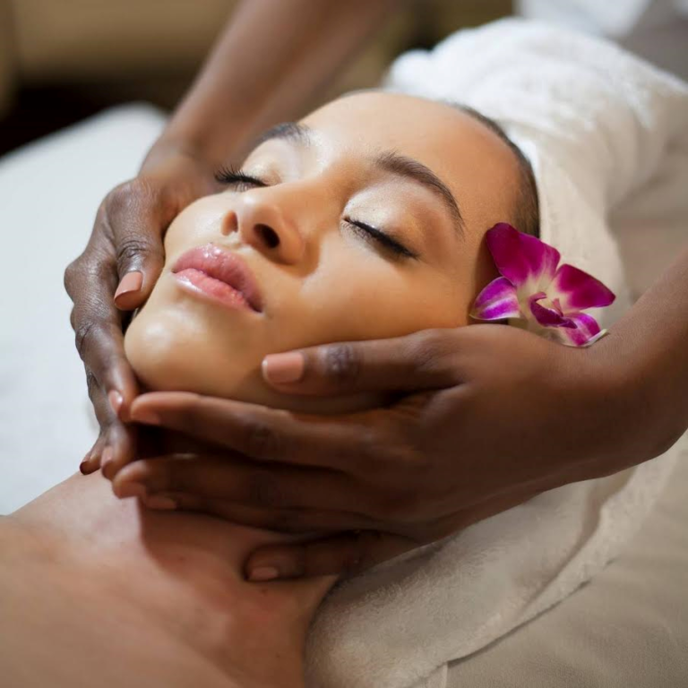 327372020 659143302631182 5381563761880495636 n 768x768