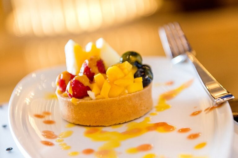 fruit tart 768x511