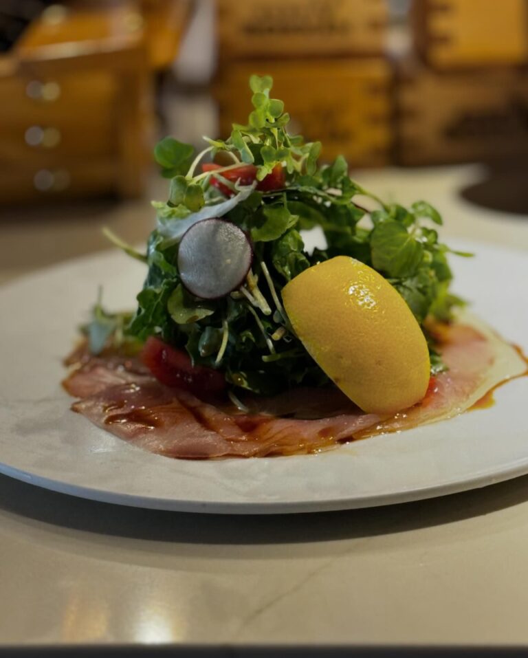 438086588 18237113131270955 8704154144412026783 n 768x957